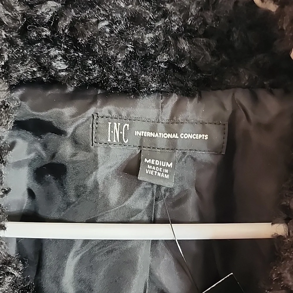 (8832) NWT INC Coat - Picture 2 of 5